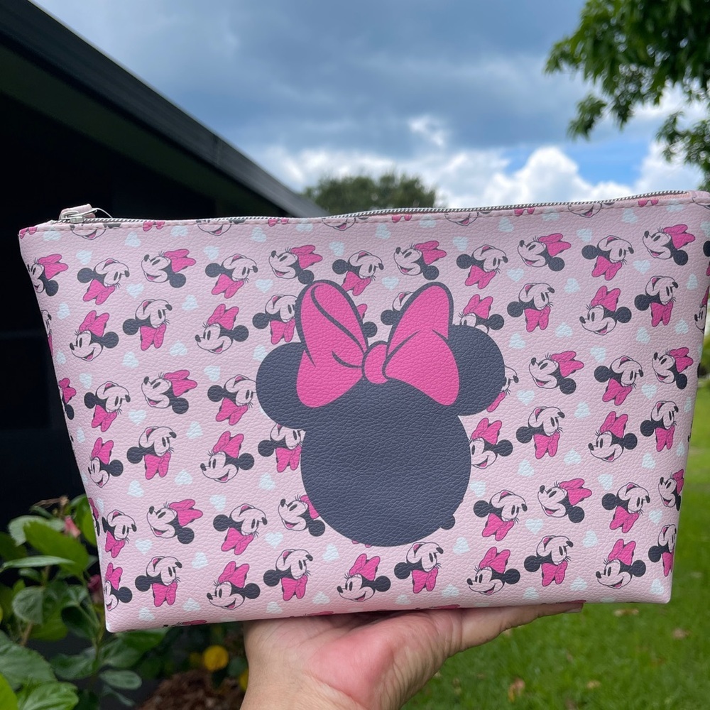 DISNEY Minnie Mouse Makeup Bag - Picture 3 of 11